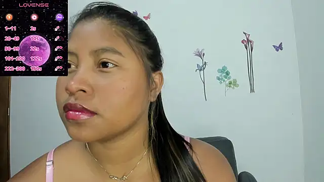 Snapshot of lunahot__07 chatting on March 17, 12:04 pm lunahot 07 online show from March 17, 12:04 pm