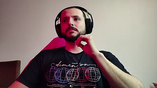 Snapshot of iurytx chatting on September 26, 12:06 am iurytx online show from September 26, 12:06 am