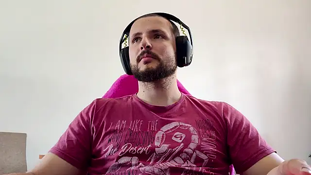 Snapshot of iurytx chatting on November 21, 5:23 pm iurytx online show from November 21, 5:23 pm