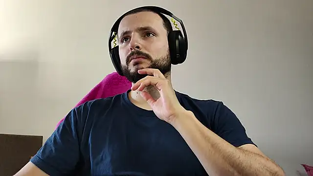 Snapshot of iurytx chatting on September 29, 11:49 am iurytx online show from September 29, 11:49 am