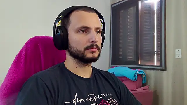 iurytx online show from February 5, 12:01 pm