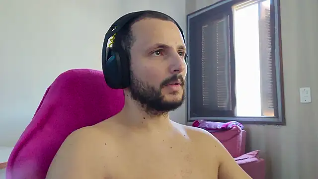 iurytx online show from February 8, 1:42 pm