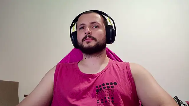 Snapshot of iurytx chatting on November 30, 12:22 am iurytx online show from November 30, 12:22 am