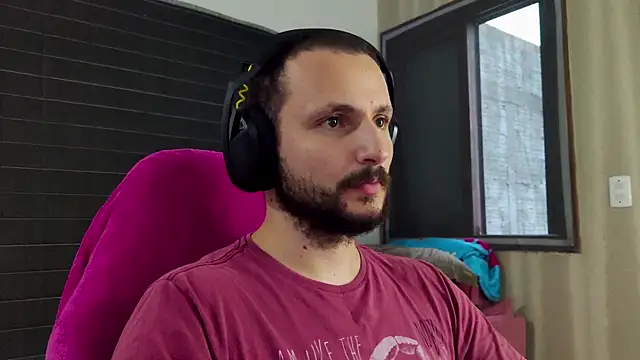 iurytx online show from February 15, 9:58 pm