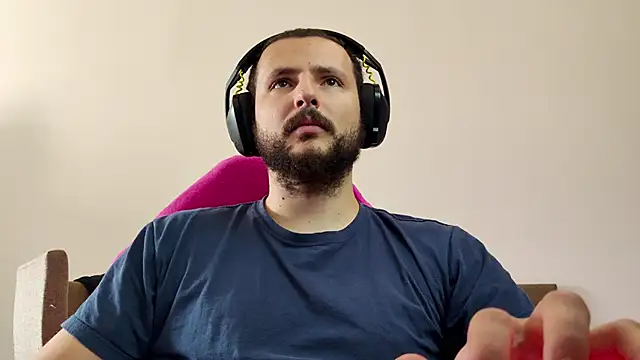 Snapshot of iurytx chatting on October 27, 12:17 pm iurytx online show from October 27, 12:17 pm