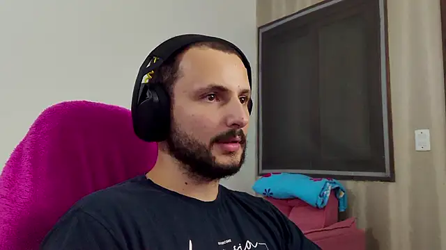 iurytx online show from February 4, 11:55 pm