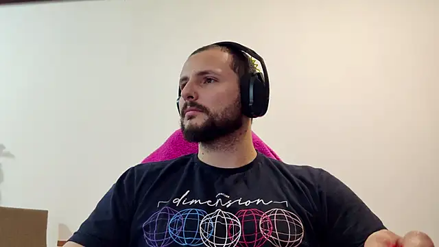 Snapshot of iurytx chatting on November 26, 11:16 pm iurytx online show from November 26, 11:16 pm