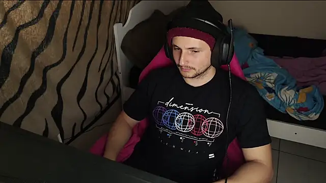 Snapshot of iurytx chatting on February 17, 7:55 pm iurytx online show from February 17, 7:55 pm