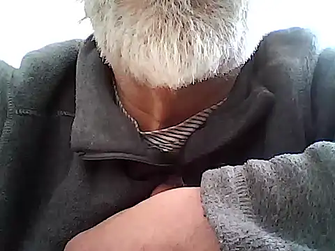 xcimeru online show from March 10, 2:43 pm