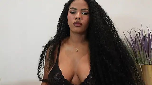 HOTBLACKANDWHITE2 online show from July 15, 4:19 am