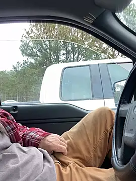 Snapshot of Themechanic420 chatting on January 28, 9:19 pm Themechanic420 online show from January 28, 9:19 pm