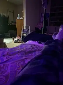 Snapshot of Themechanic420 chatting on November 29, 9:04 pm Themechanic420 online show from November 29, 9:04 pm