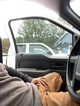 Snapshot of Themechanic420 chatting on February 4, 3:26 pm Themechanic420 online show from February 4, 3:26 pm