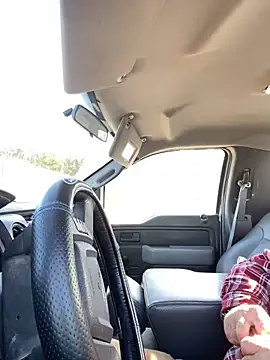 Snapshot of Themechanic420 chatting on January 16, 3:45 pm Themechanic420 online show from January 16, 3:45 pm