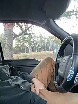 Snapshot of Themechanic420 chatting on February 26, 12:49 pm Themechanic420 online show from February 26, 12:49 pm