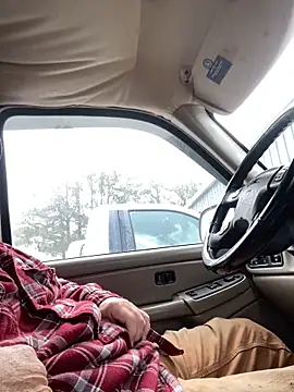 Snapshot of Themechanic420 chatting on January 28, 2:10 pm Themechanic420 online show from January 28, 2:10 pm