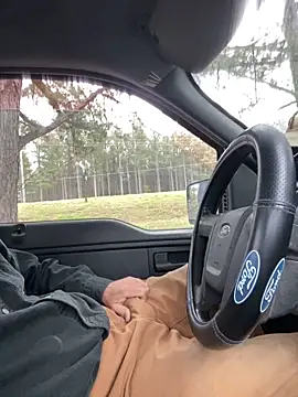 Snapshot of Themechanic420 chatting on March 20, 12:54 pm Themechanic420 online show from March 20, 12:54 pm