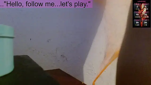 Snapshot of toxxxic_cams chatting on October 12, 12:50 pm toxxxic cams online show from October 12, 12:50 pm