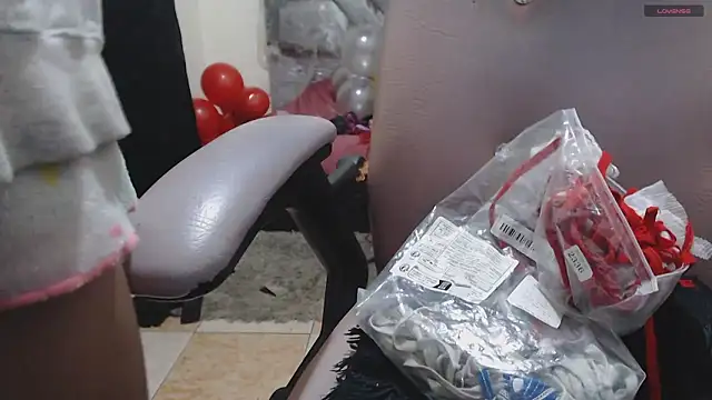 toxxxic cams online show from June 7, 5:12 am