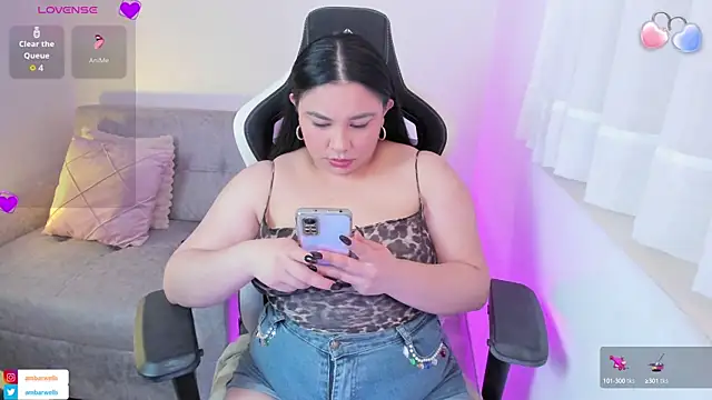 ambar-wells online show from September 23, 5:42 pm