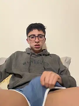 CamiRojas boy online show from October 10, 4:13 am