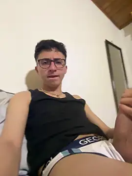 CamiRojas boy online show from May 9, 3:43 am