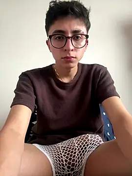 CamiRojas boy online show from October 21, 8:52 pm