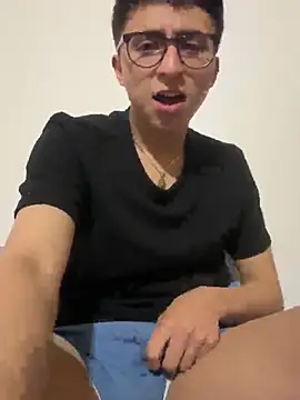 CamiRojas boy online show from April 6, 2:40 am