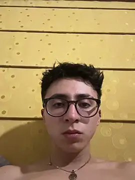 CamiRojas boy online show from September 18, 3:31 am