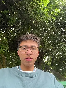 CamiRojas boy online show from May 21, 6:05 pm