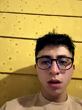 CamiRojas boy online show from October 4, 3:52 am