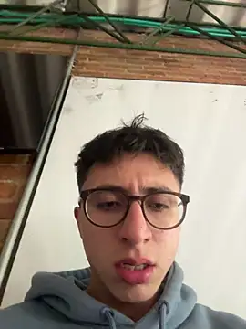 CamiRojas boy online show from May 7, 6:44 pm