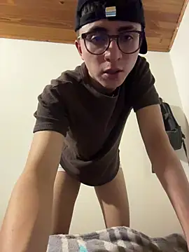 CamiRojas boy online show from February 16, 3:38 am