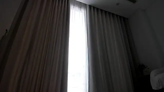 Snapshot of kawaii_mia chatting on January 8, 9:42 am kawaii mia online show from January 8, 9:42 am