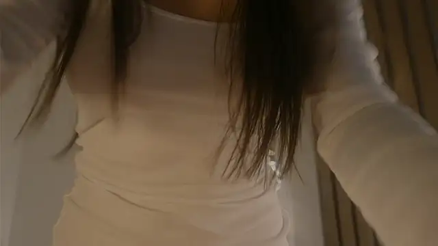 kawaii mia online show from April 25, 7:11 pm