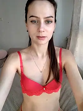 Snapshot of Hi_cherry-333 chatting on March 22, 1:19 pm Hi cherry-333 online show from March 22, 1:19 pm