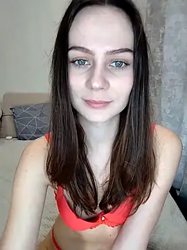 Snapshot of Hi_cherry-333 chatting on March 11, 1:34 pm Hi cherry-333 online show from March 11, 1:34 pm