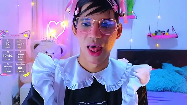 Ariel Femboy  online show from November 25, 3:51 am