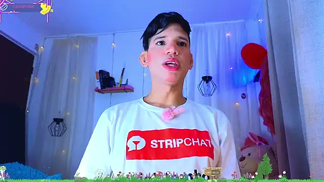 Ariel Femboy  online show from March 7, 1:56 am