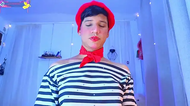 Snapshot of Ariel_Femboy_ chatting on May 4, 11:40 pm Ariel Femboy online show from May 4, 11:40 pm