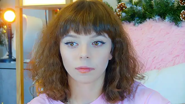 ElisabethDavis online show from December 5, 3:10 pm