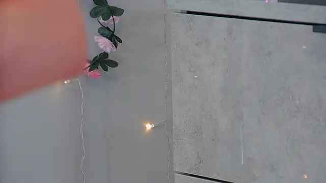 ElisabethDavis online show from June 21, 3:18 pm