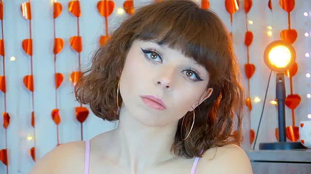 ElisabethDavis online show from February 25, 5:13 pm