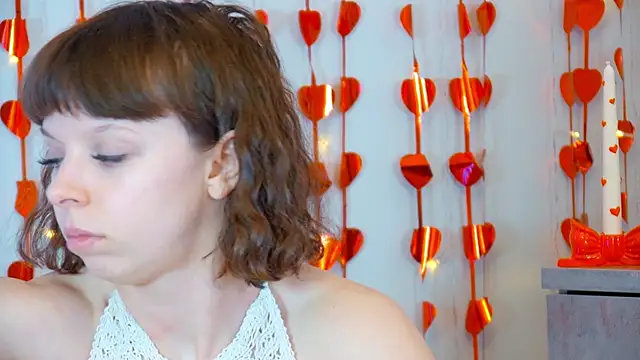 ElisabethDavis online show from February 5, 3:19 pm