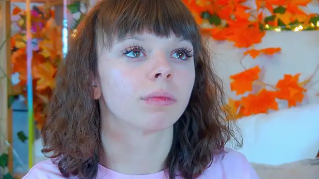 ElisabethDavis online show from November 17, 4:33 pm