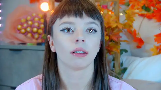 ElisabethDavis online show from October 27, 3:13 pm