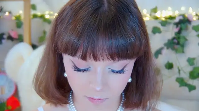 ElisabethDavis online show from March 29, 3:35 pm