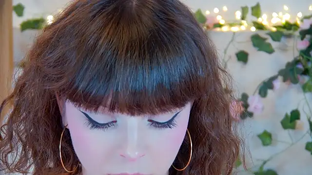 ElisabethDavis online show from March 7, 3:17 pm