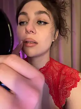 Snapshot of Your_insomniya chatting on March 20, 9:13 pm Your insomniya online show from March 20, 9:13 pm