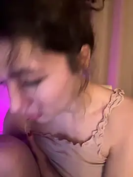 Snapshot of Your_insomniya chatting on February 23, 10:42 pm Your insomniya online show from February 23, 10:42 pm